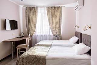 Отель Time Hotel Киев Стандартный двухместный номер с 2 отдельными кроватями-1